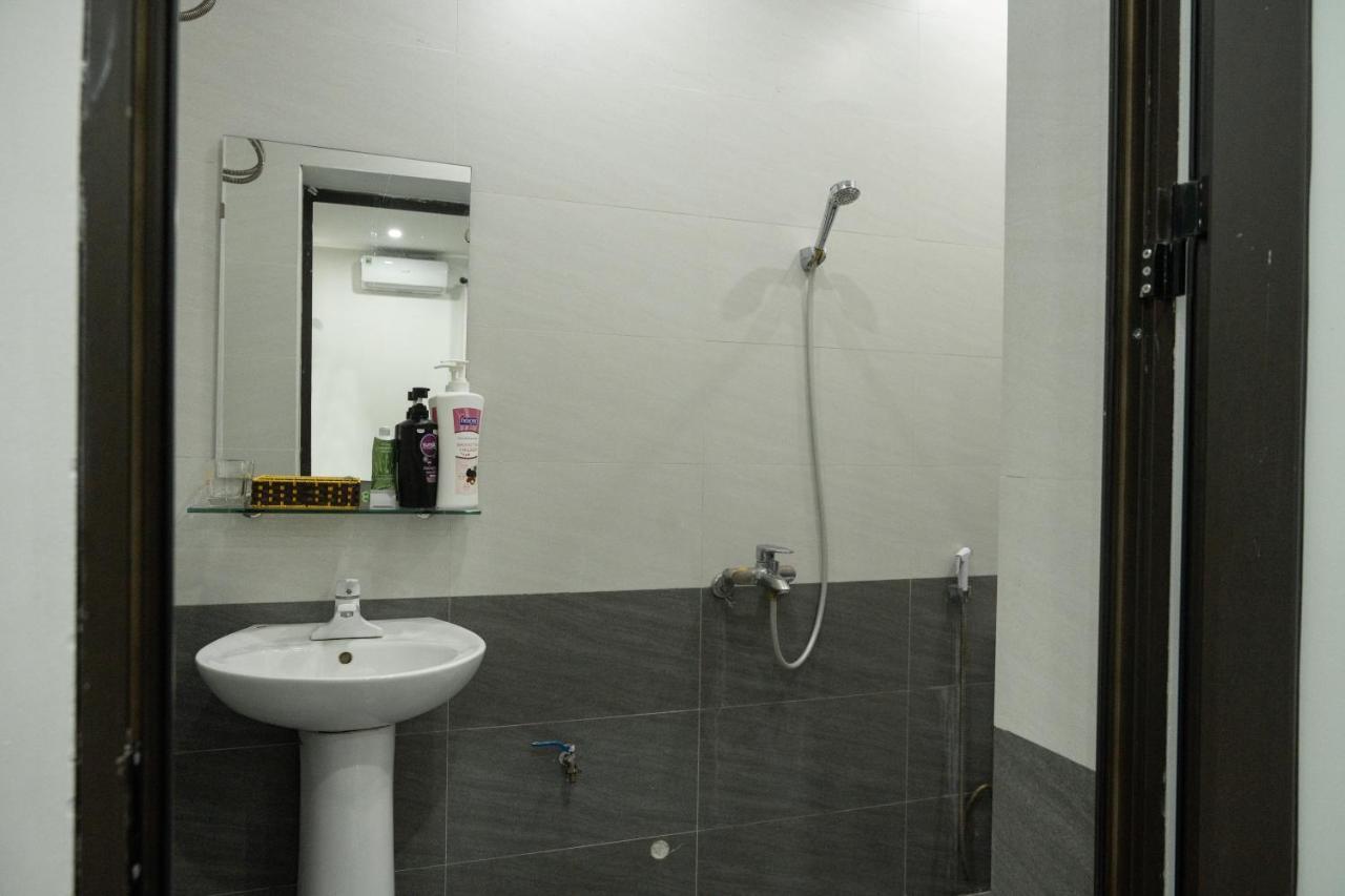Anh Anh Luxury Hotel Tuyen Quang Bagian luar foto